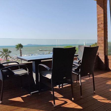 Luxury Beach Apartment In Qerret โกเลม ภายนอก รูปภาพ