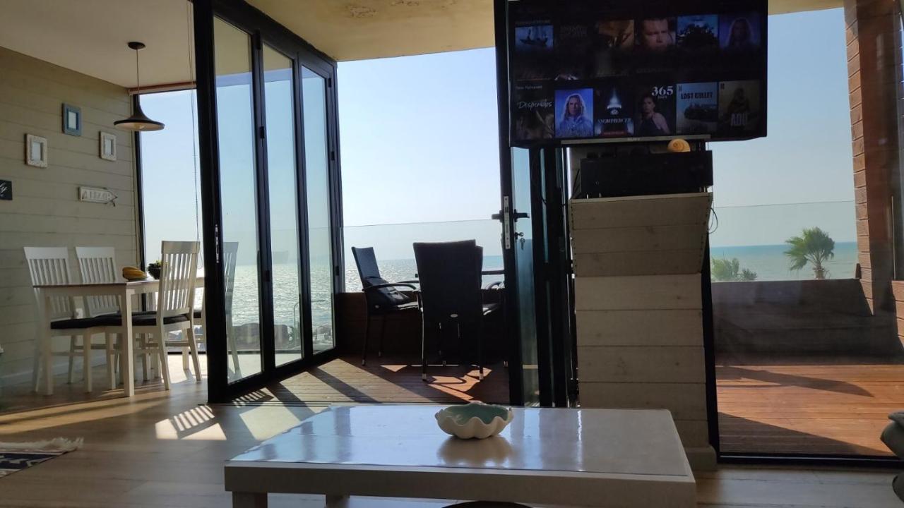 Luxury Beach Apartment In Qerret โกเลม ภายนอก รูปภาพ