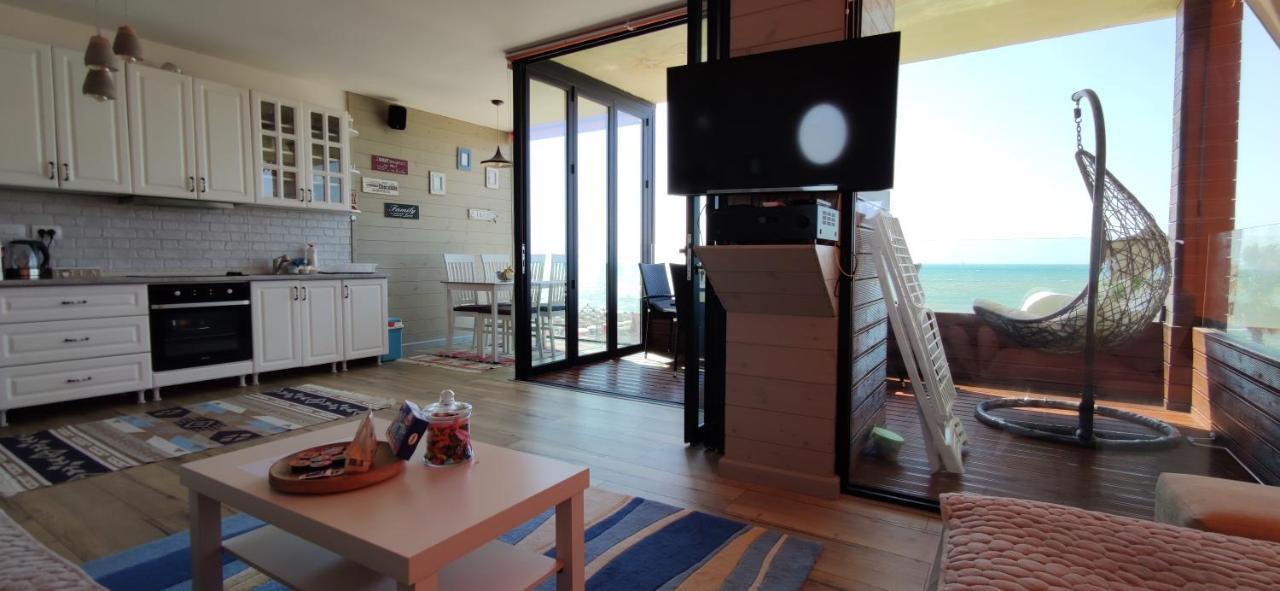 Luxury Beach Apartment In Qerret โกเลม ภายนอก รูปภาพ